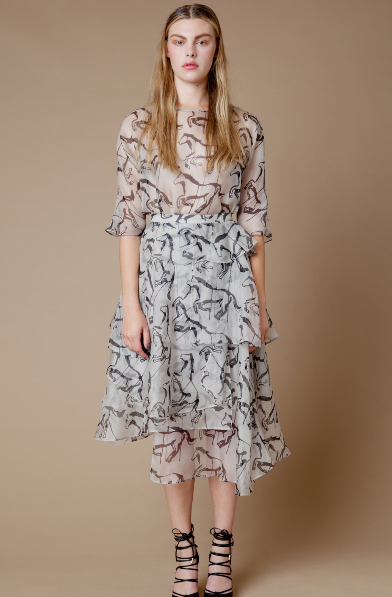 DESERT CROP TOP IN HORSE ORGANZA