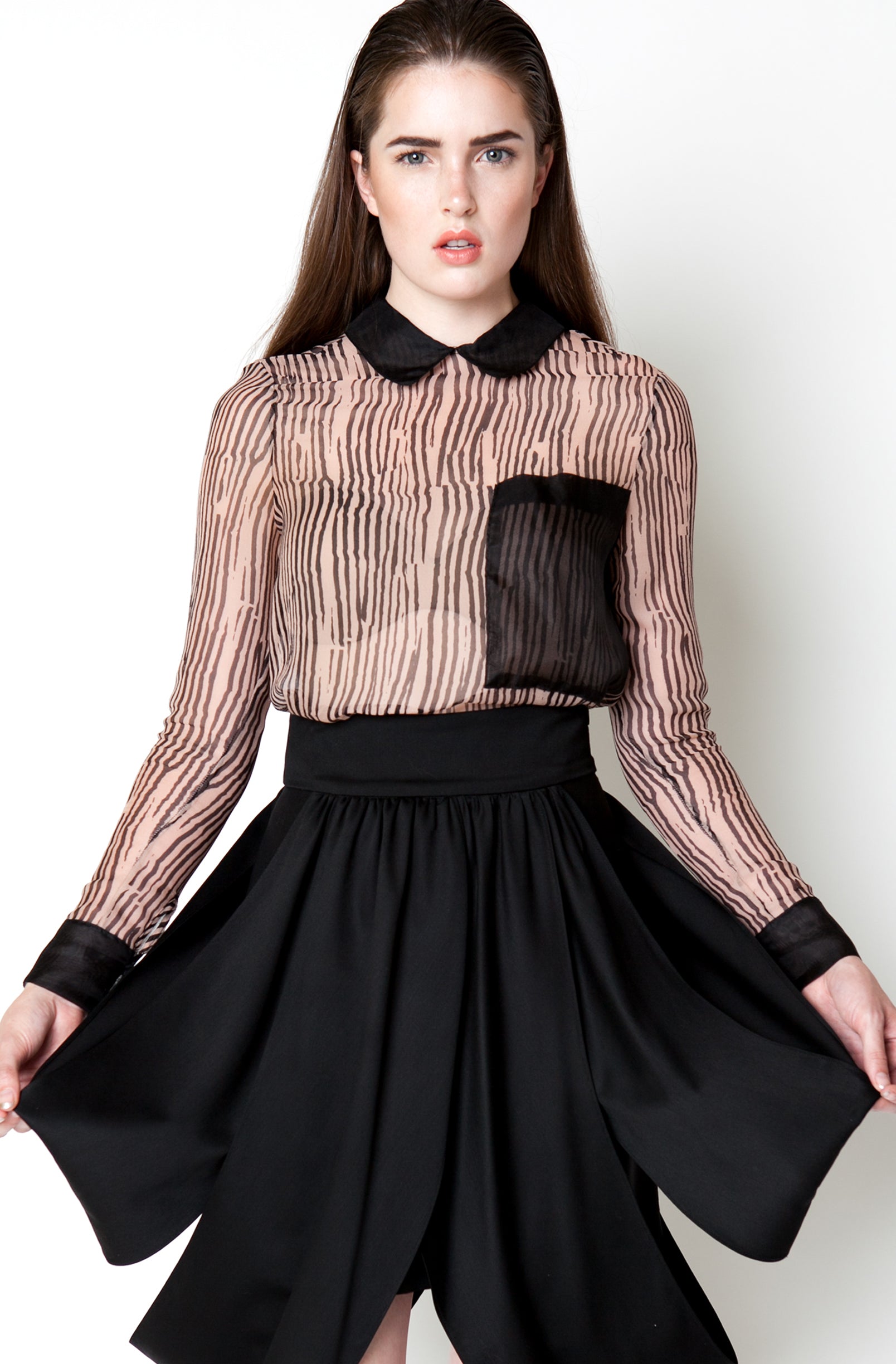 HANSEL BUTTON BACK BLOUSE