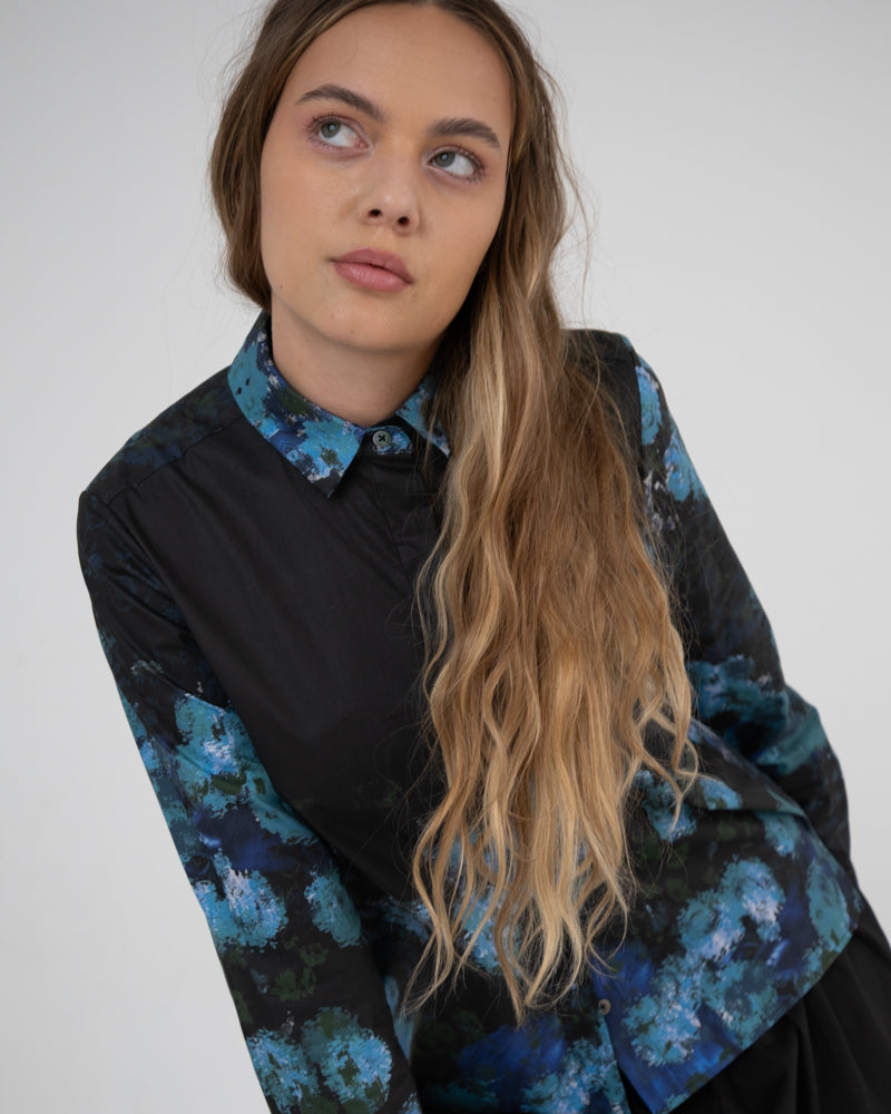 Button Up Blouse in Blurry Floral
